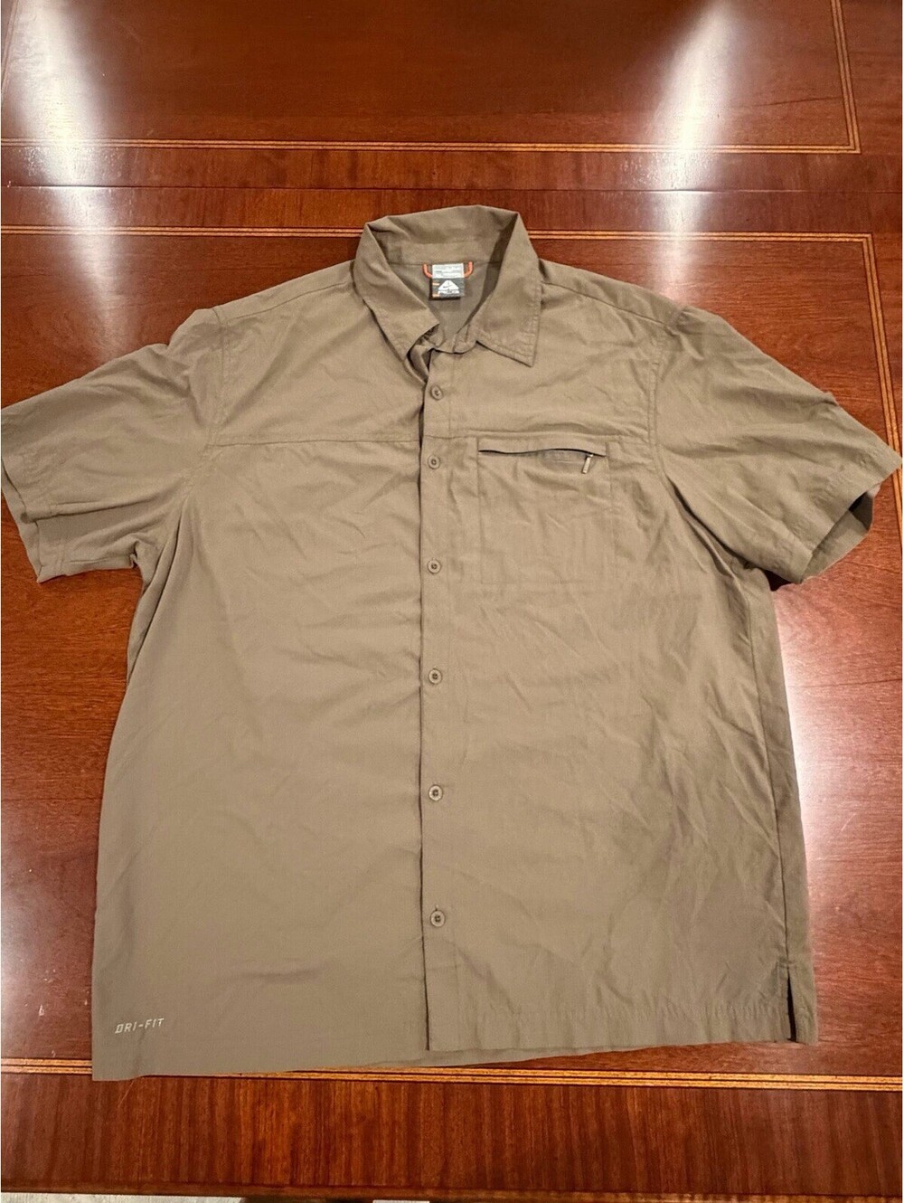 Nike ACG Dri-FIT Mens XL Hiking Shirt Brown Short Sleeve Outdoor Zip Pocket